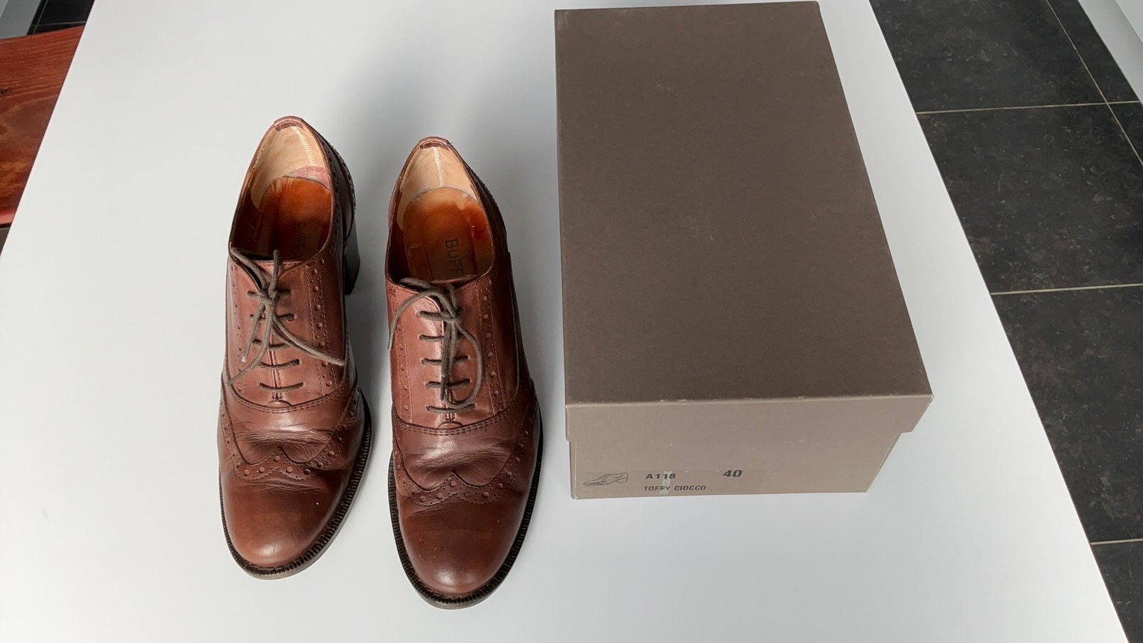 Donkerbruine veterschoenen 40, Bruin, Ophalen of Verzenden, Schoenen met hoge hakken, Gedragen