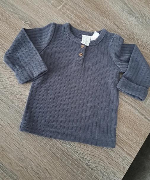 H&M donkergrijze longsleeve 62, Kinderen en Baby's, Babykleding | Maat 62, Meisje, H&M, Ophalen of Verzenden, Zo goed als nieuw