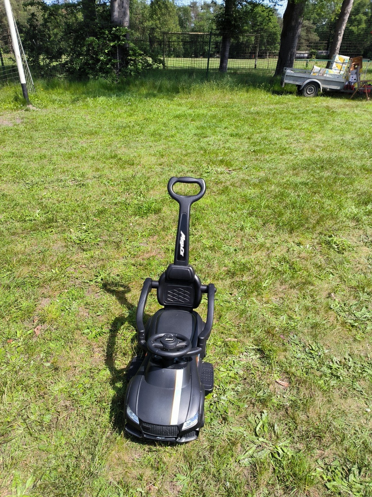 Voiture pour enfants a pousser, Enfants & Bébés