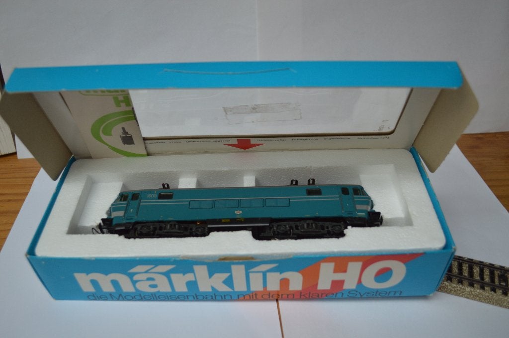 Märklin 3152 : e-Loc belge de type 16 en boîte originale, Analogique, Enlèvement ou Envoi, Courant alternatif