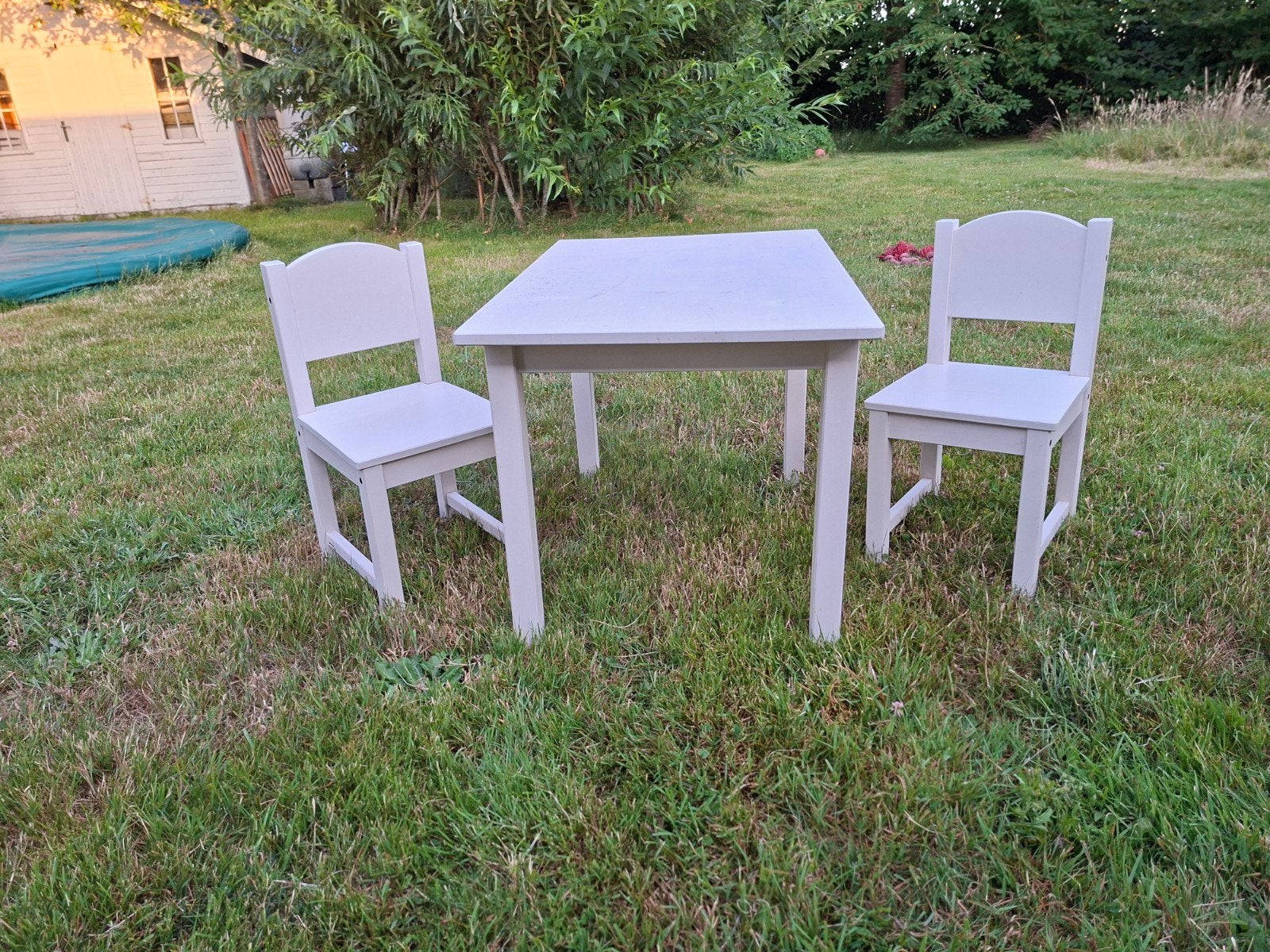 Table pour enfants avec 2 chaises, Enfants & Bébés, Enlèvement