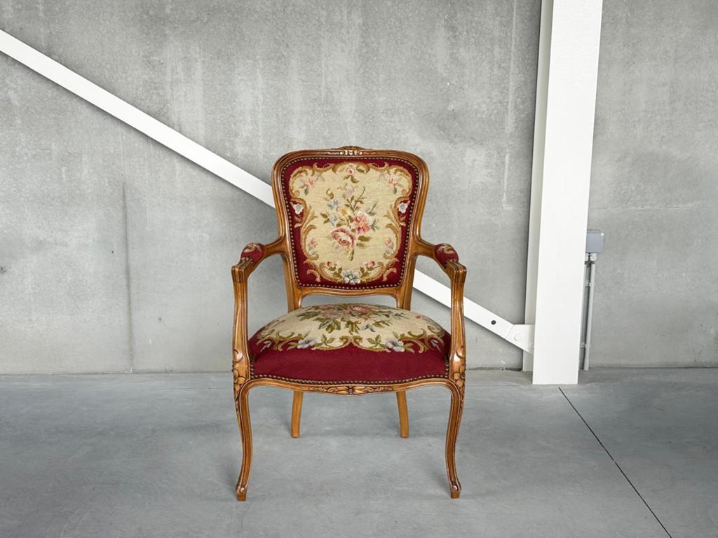 Louis Quatorze fauteuil, Ophalen