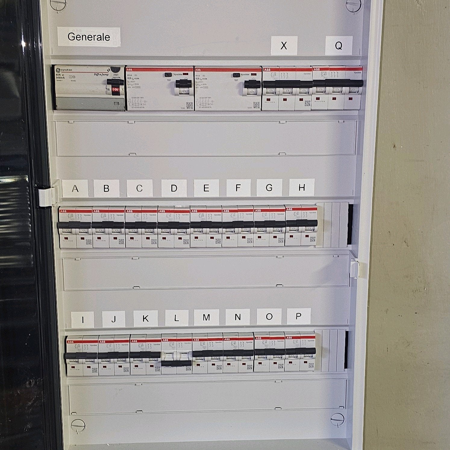 ÉLECTRICIEN AGRÉÉ – DÉPANNAGE & MISE EN CONFORMITÉ RGIE
