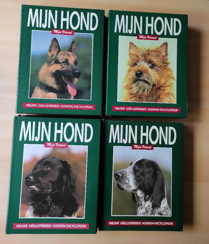 15 boeken over honden, Boeken, Ophalen of Verzenden, Gelezen, Honden