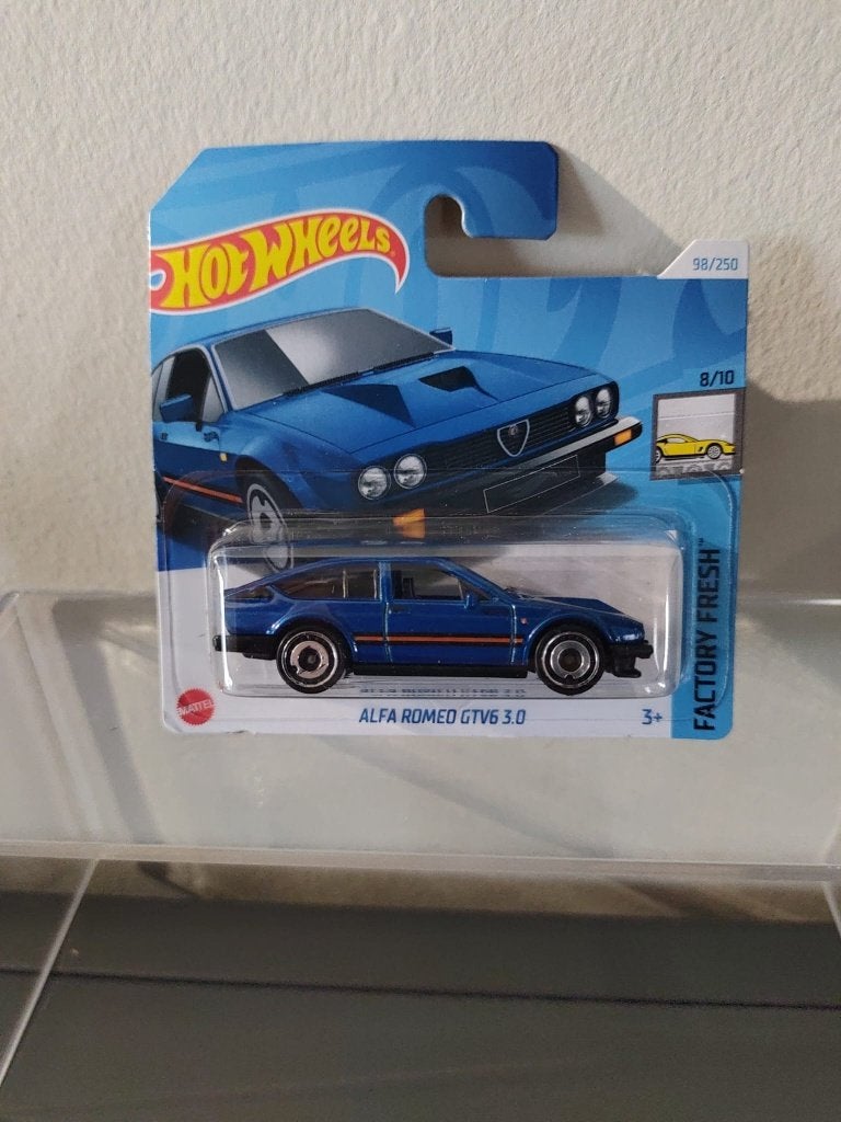 Hot Wheels Alfa Romeo GTV6 3.0 Factory Fresh (8/10) 2024, Enlèvement ou Envoi, Neuf, Voiture
