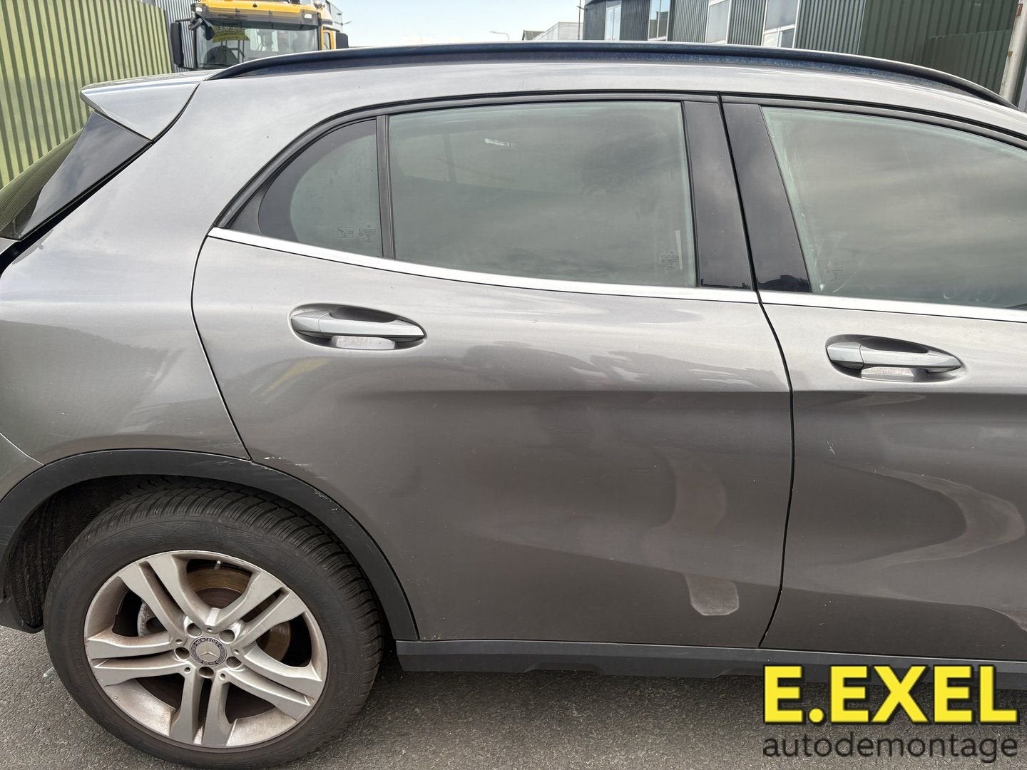 Deur rechts achter Mercedes GLA 220CDI 2013-22 Kleur 787, Origine de la pièce connue, Utilisé, Porte, -