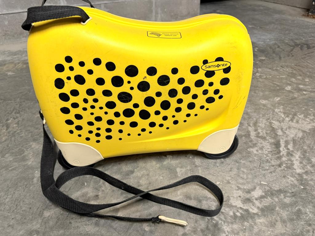 Valise enfants samsonite, Bijoux, Sacs & Beauté, Valises, Enlèvement, Utilisé