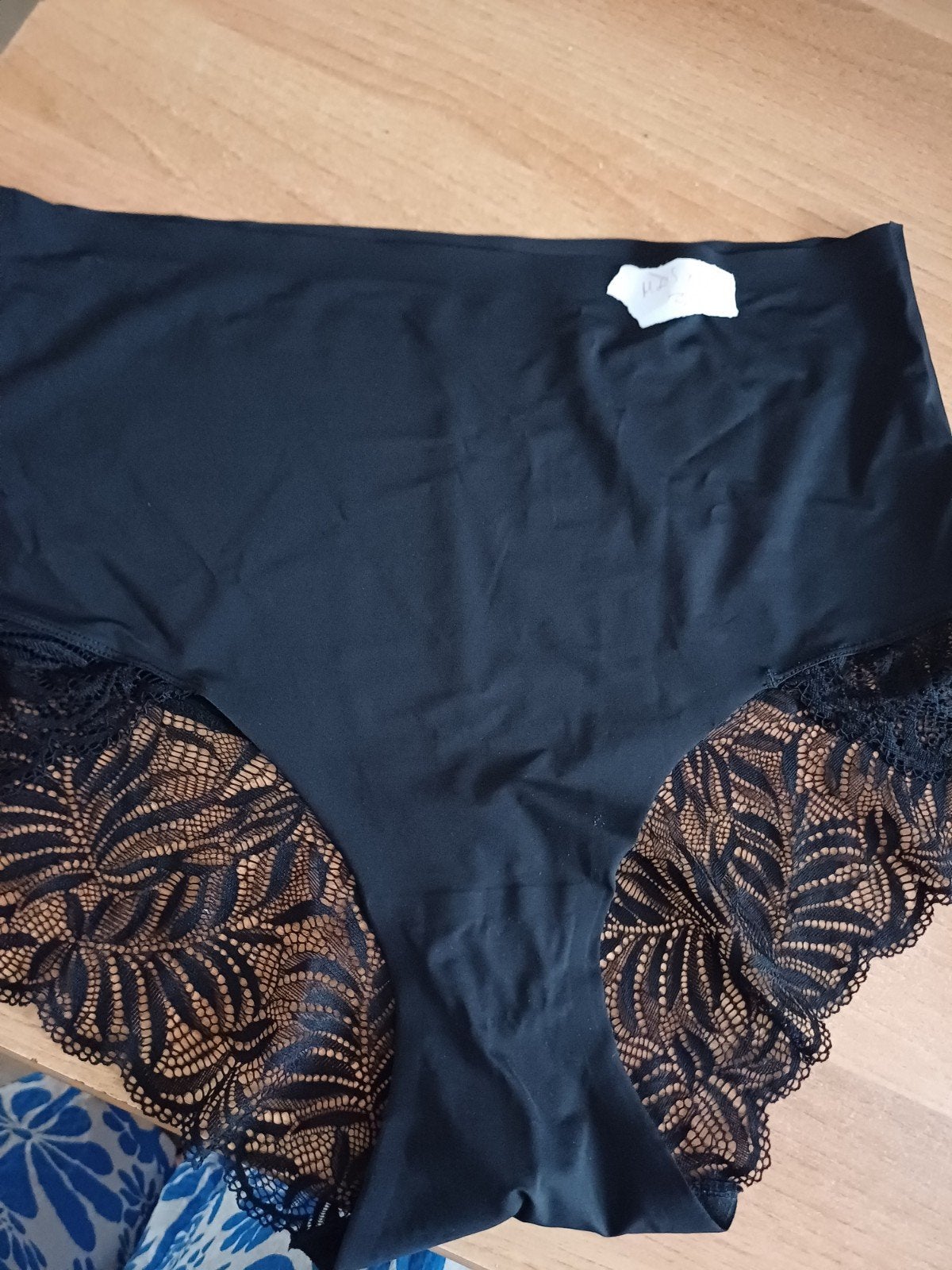 M&S slip zwartkant XXL(52/54), M&S, Ophalen of Verzenden, Zo goed als nieuw, Lingerie of Zwemkleding
