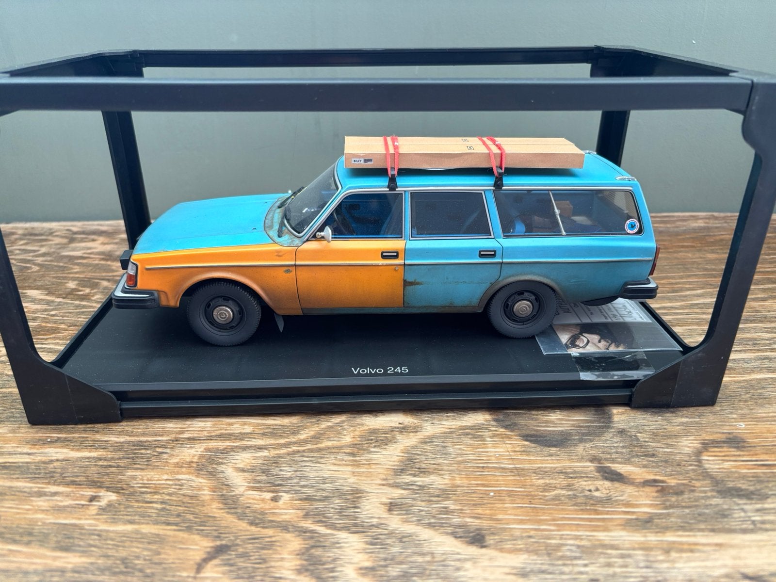 Volvo 245 uniek model 1/18, Ophalen of Verzenden, Zo goed als nieuw