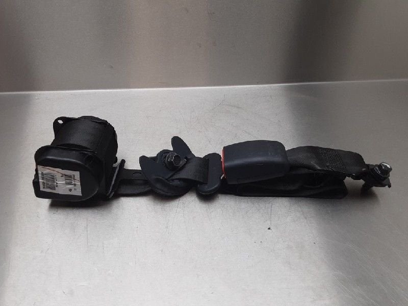 CEINTURE DE SECURITE ARRIERE DROITE Kia Venga, Kia, Dhr. M. Roggen, Stadsweg 37 37
9917 PV  WIRDUM GR., NL, Utilisé