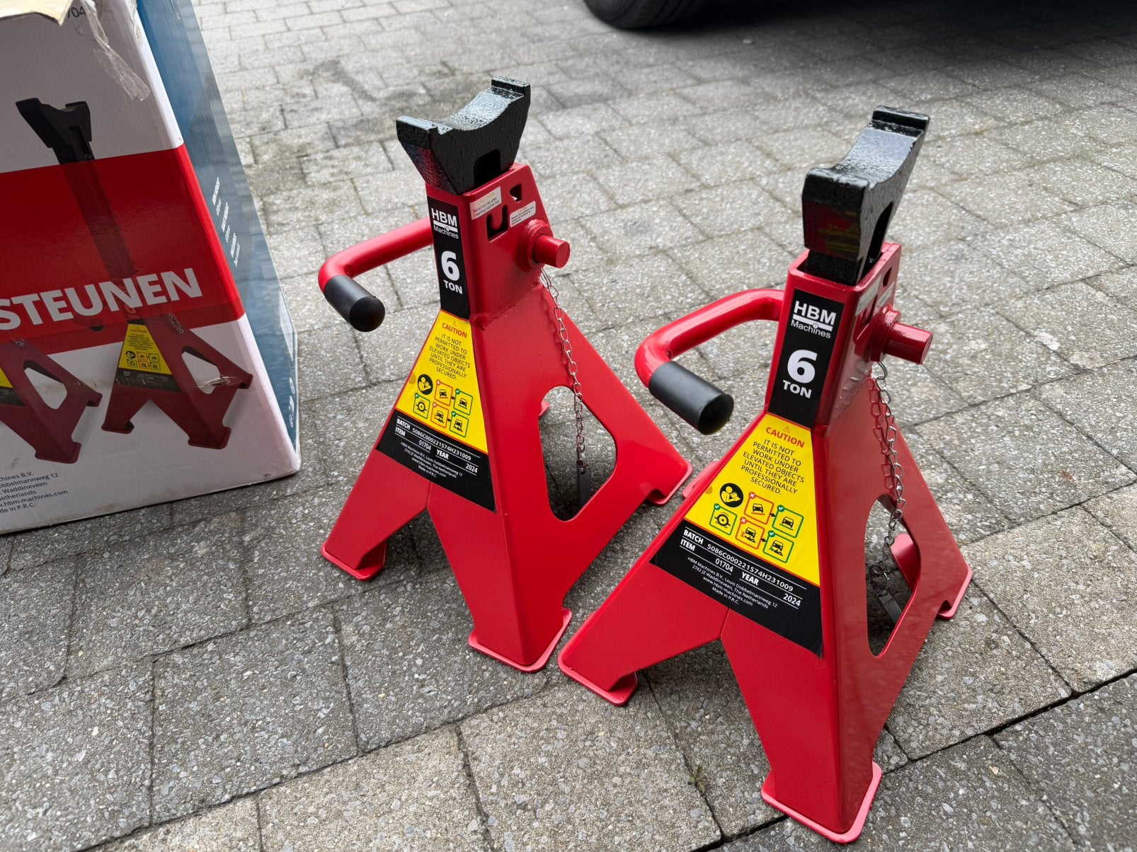 Assteunen 6T, Ophalen, Zo goed als nieuw