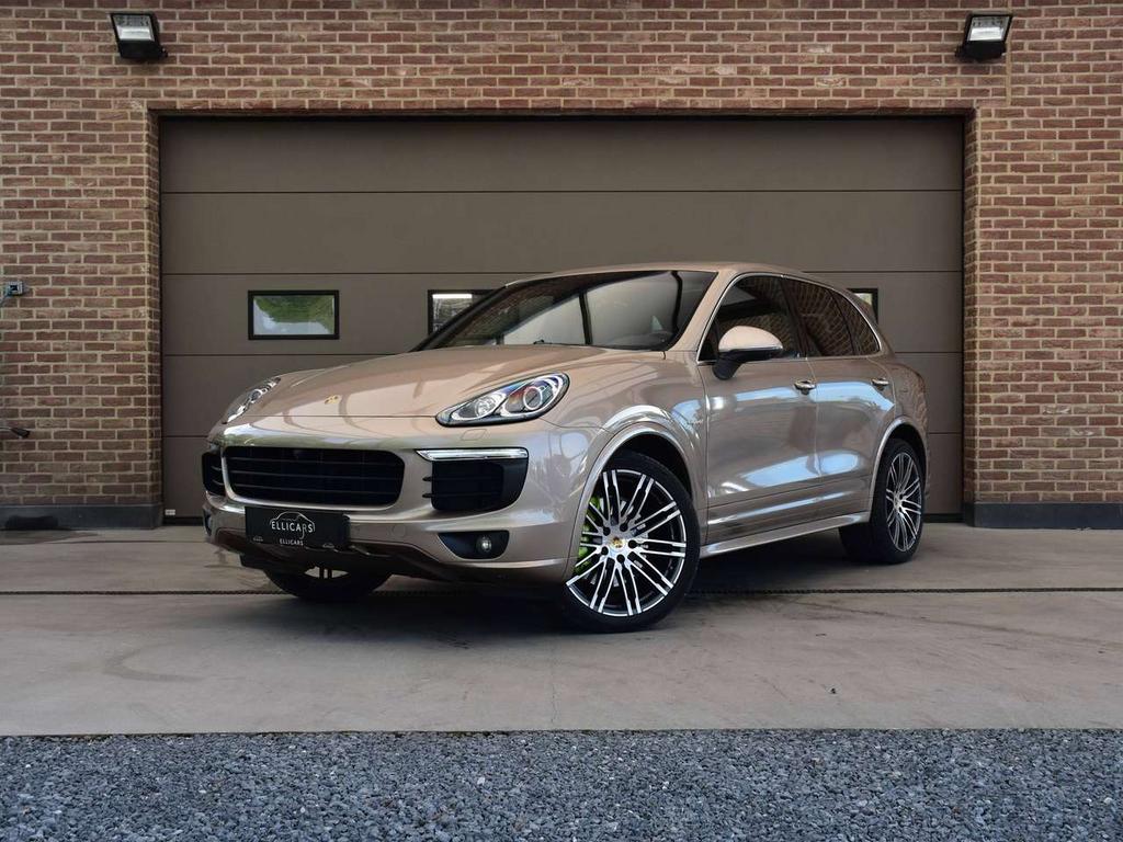 Porsche Cayenne 3.0i V6 PHEV S E-HYBRID SCHUIFDAK / GPS / 3, Auto's, Porsche, Cayenne, USB, 0 kg, Beige