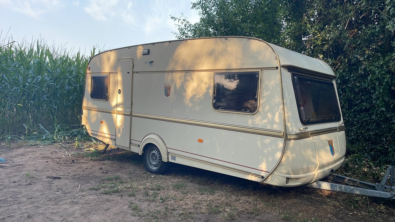 Caravan, Caravanes & Camping, Entreprise