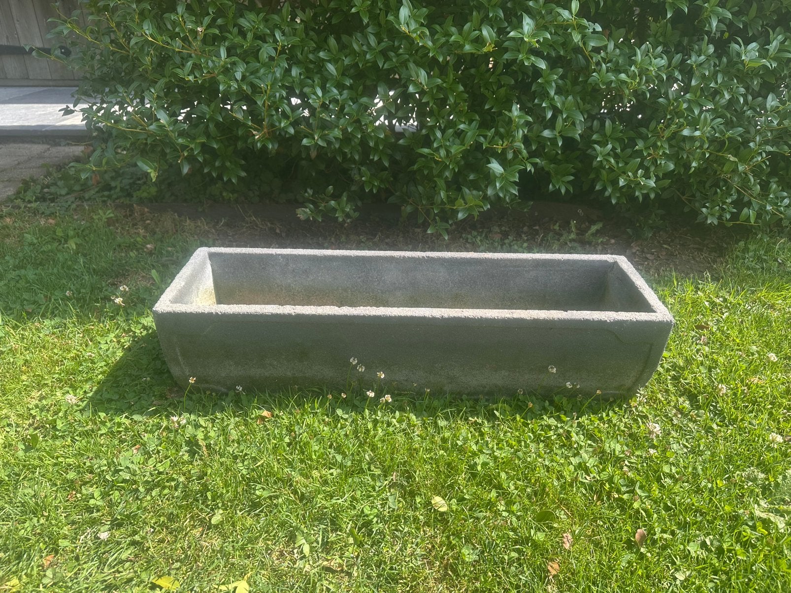 2 zware betonnen plantenbakken – natuursteenlook, Tuin en Terras, Ophalen, Zo goed als nieuw, Beton, Tuin