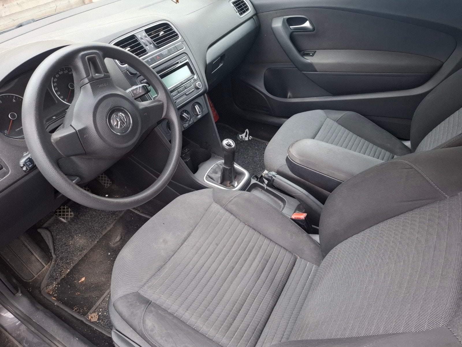VW POLO PRETE A IMMATRICULÉ, Euro 5, Stof, 4 cilinders, Bedrijf