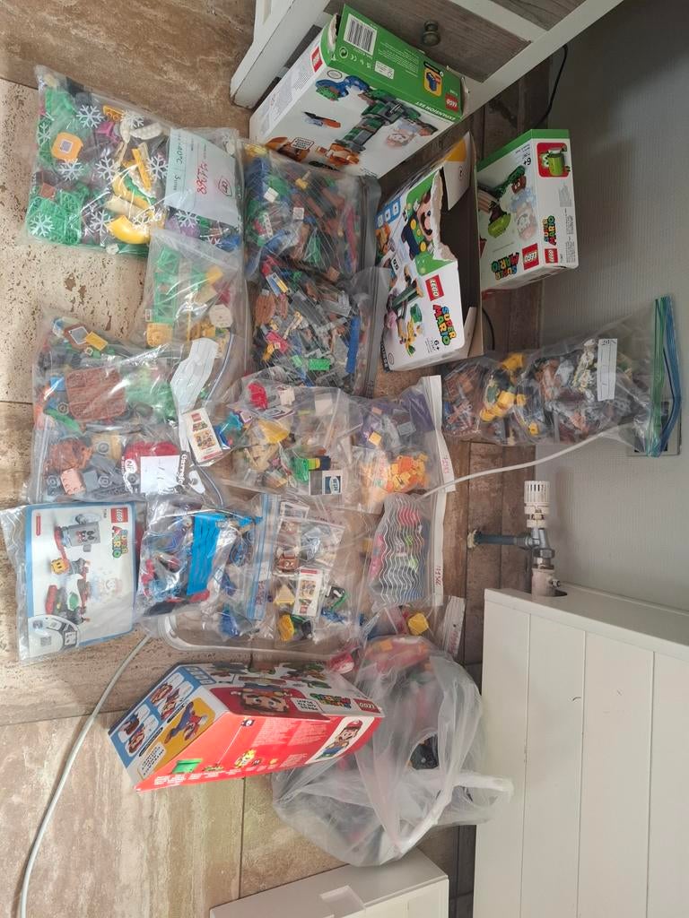 32 Lego Super Mario sets, Kinderen en Baby's, Overige thema's, Lego, Ophalen of Verzenden, Zo goed als nieuw