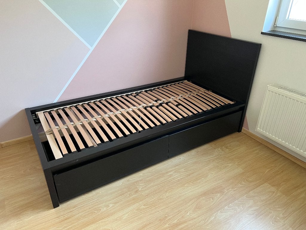 Bed met lades + lattenbodem, Ophalen, Zo goed als nieuw, Lattenbodem