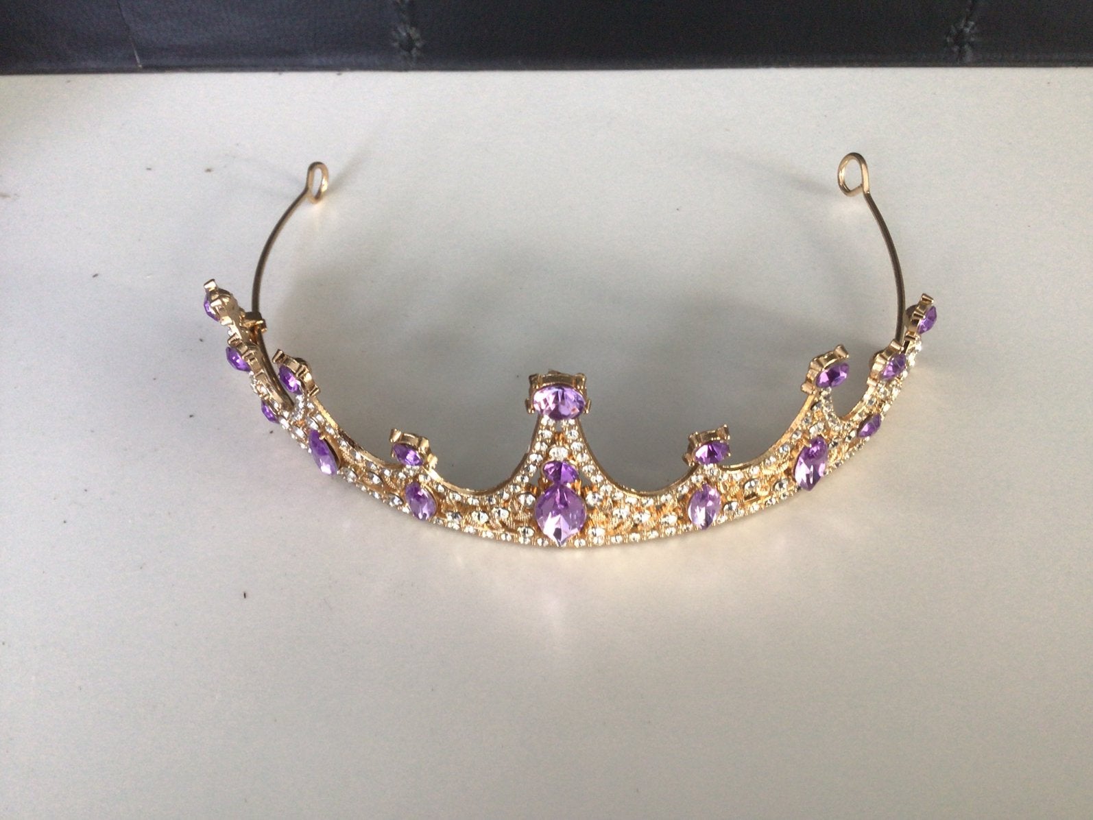 Très belle couronne, Enlèvement, Comme neuf