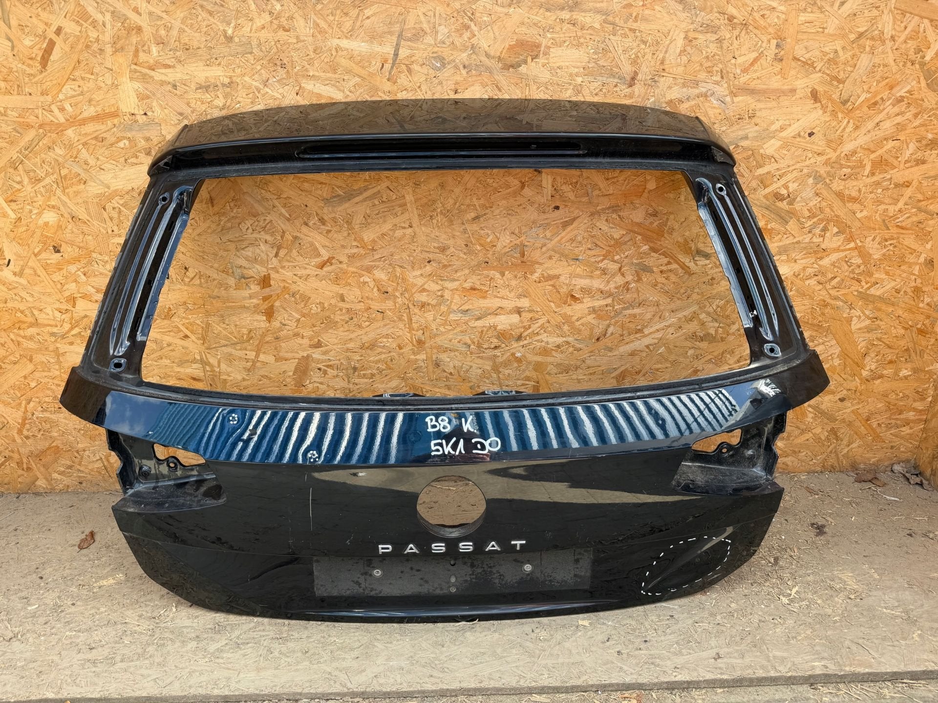 Hayon de Volkswagen Passat B8, Autos : Pièces & Accessoires, Volkswagen, Volkswagen AG, Vw@volkswagen.de, Utilisé