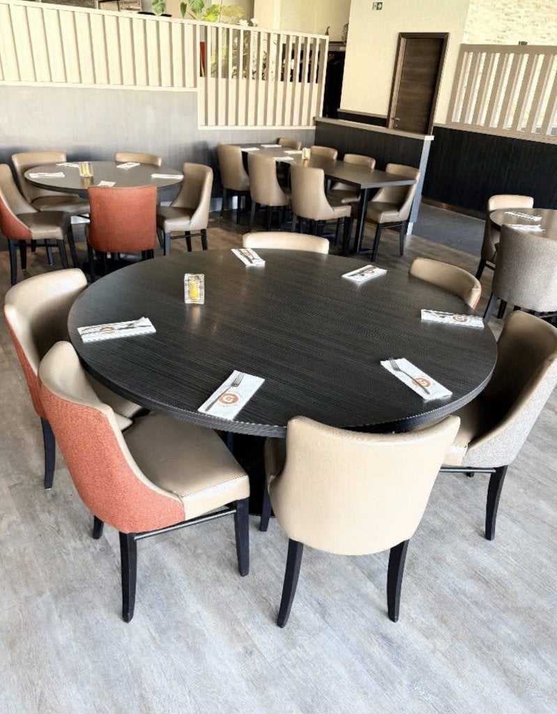 Ronde restauranttafels Ø180 cm te koop – €180 per stuk, 150 à 200 cm, Cinq personnes ou plus, Rond, 150 à 200 cm