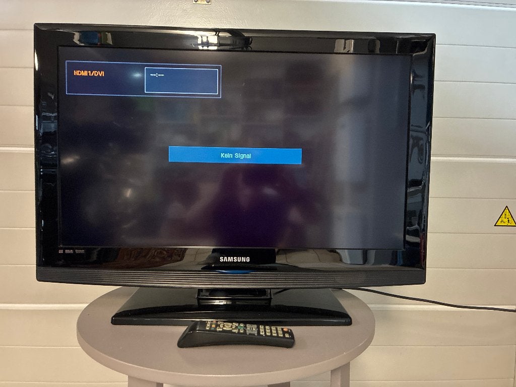 samsung tv (80 cm), Ophalen, Gebruikt, Samsung