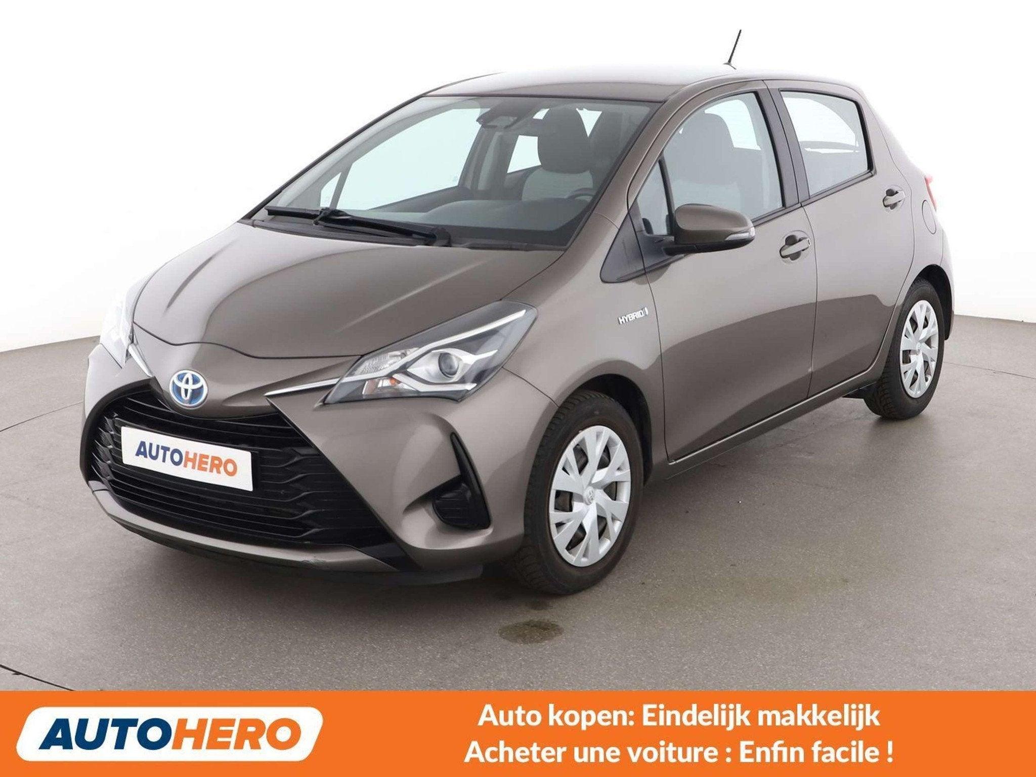 Toyota Yaris 1.5 Hybrid Active (automatique), Autos, Argent ou Gris, Achat, Noir, 5 portes
