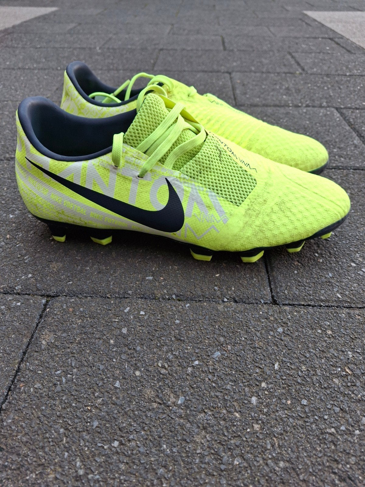kinder voetbalschoenen, Sports & Fitness, Enlèvement