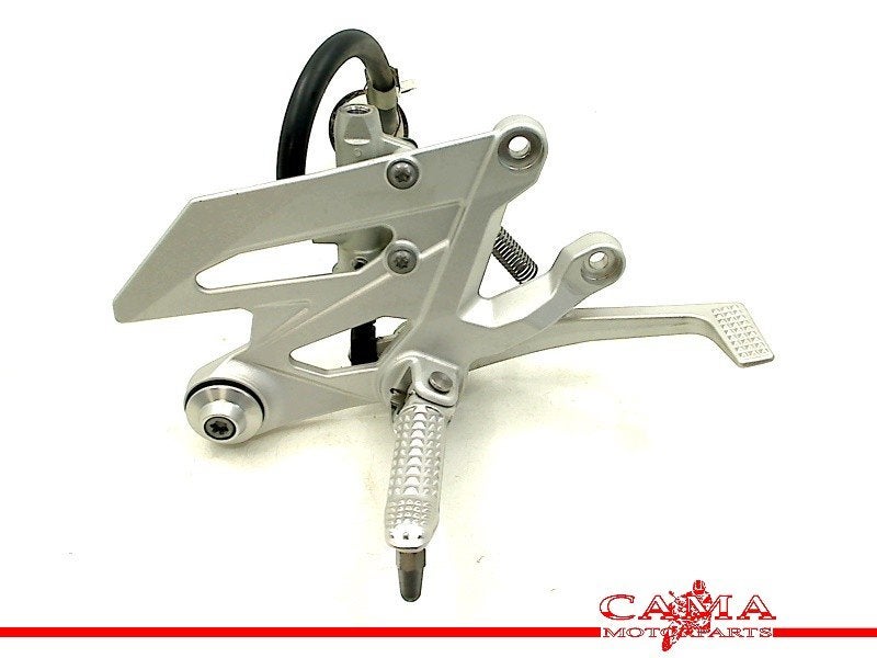 REPOSE PIEDS AVANT DROIT S 1000 R 2014-2016 (S1000R K47), Dhr. S. di Majo, Utilisé, Info@cama-motorparts.nl, P.J. Troelstraweg 8 8
3144 CX  MAASSLUIS, NL