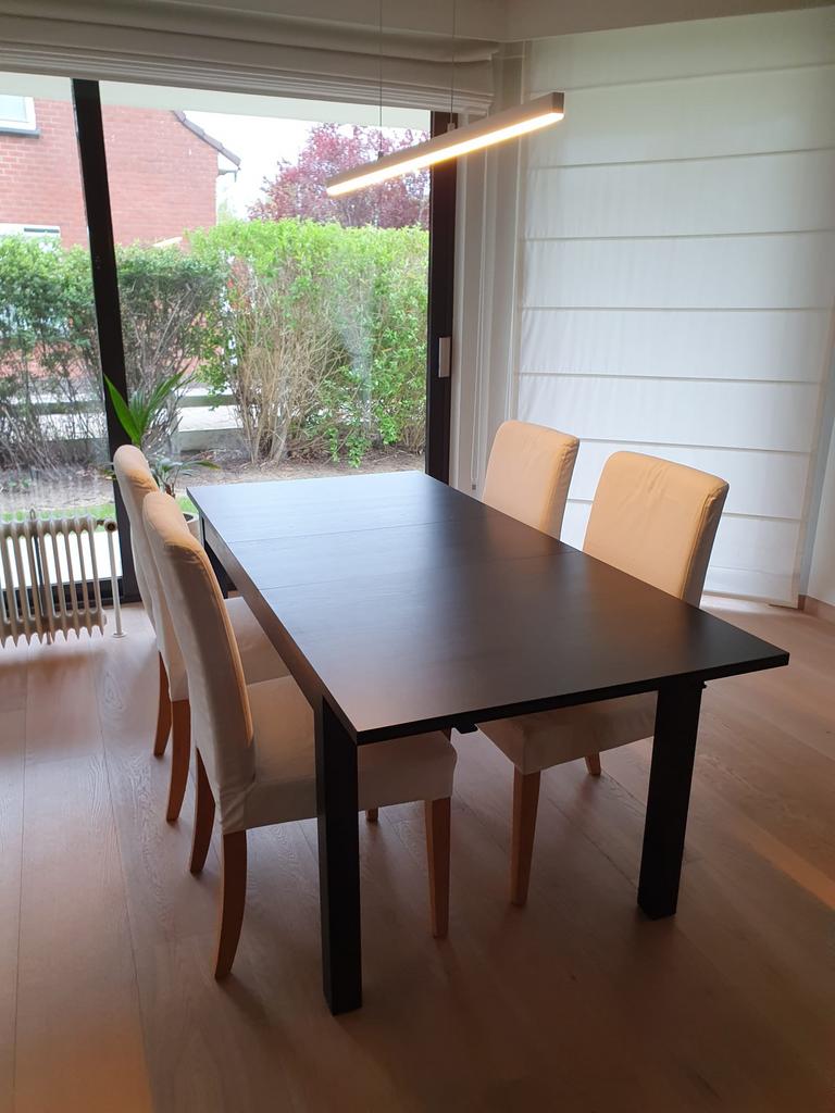 Uitschuifbare tafel 1m40 tot 2m20 met 4 stoelen, Huis en Inrichting, Tafels | Eettafels, Ophalen, Gebruikt