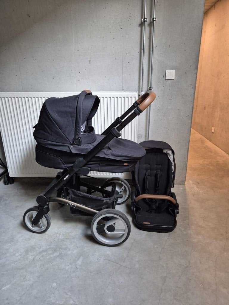 Mutsy Nio kinderwagen, Enfants & Bébés, Poussette combi, Enlèvement, Utilisé, Avec nacelle