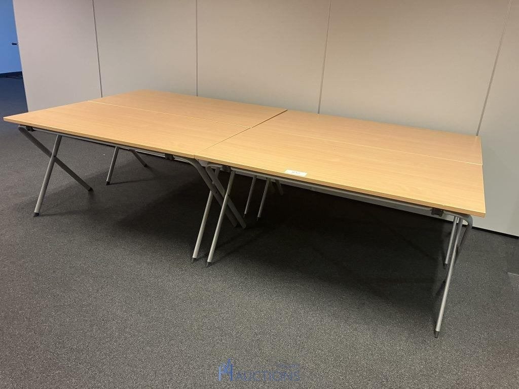 Table pliante Kinnarps, Autres lieux, Enlèvement, Table
