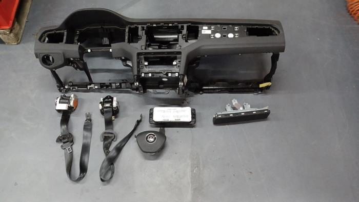 Kit airbag + tableau de bord d'un Volkswagen Golf Sportsvan, Volkswagen, -, 3 mois de garantie, Utilisé