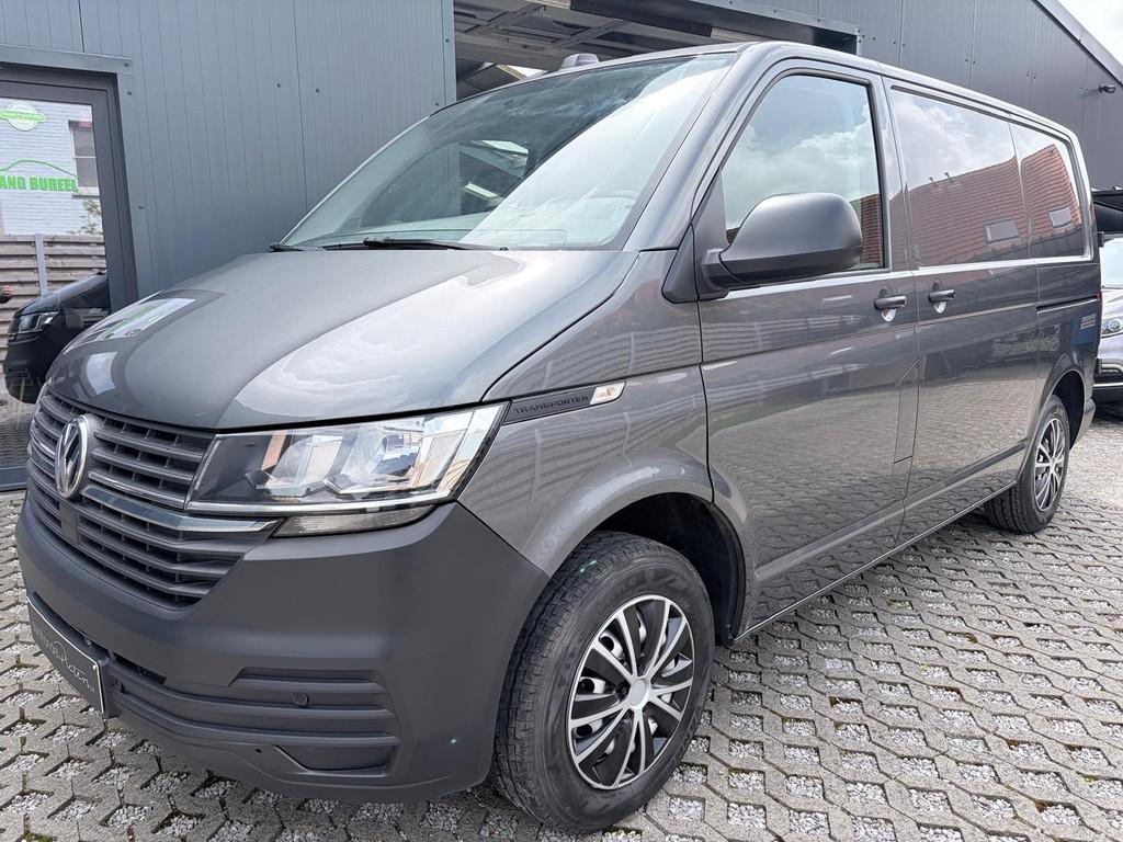 Volkswagen Transporter T6.1 - 150 PK/2 schuifdeuren/carplay, Auto's, Volkswagen, Voorwielaandrijving, Stof, Gebruikt, 4 cilinders