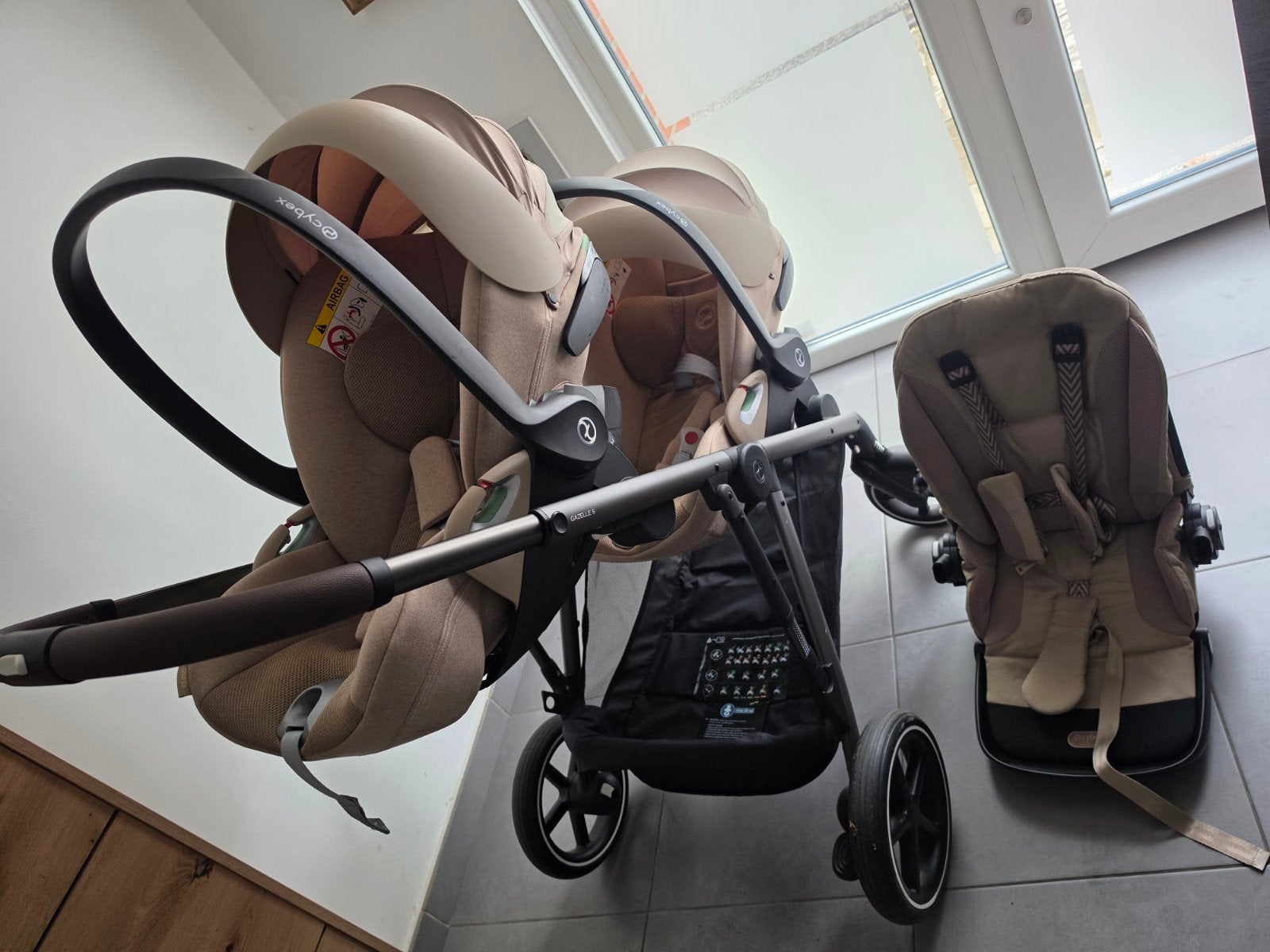 Nouvelle cybex jumelle Je les ai utilisés 10 fois ; je les a, Enlèvement ou Envoi, Comme neuf, Maxi-Cosi