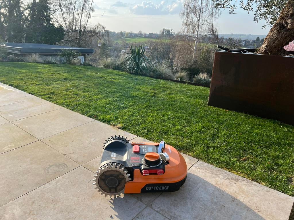 Robot Worx WR143e M1000, Enlèvement, Comme neuf