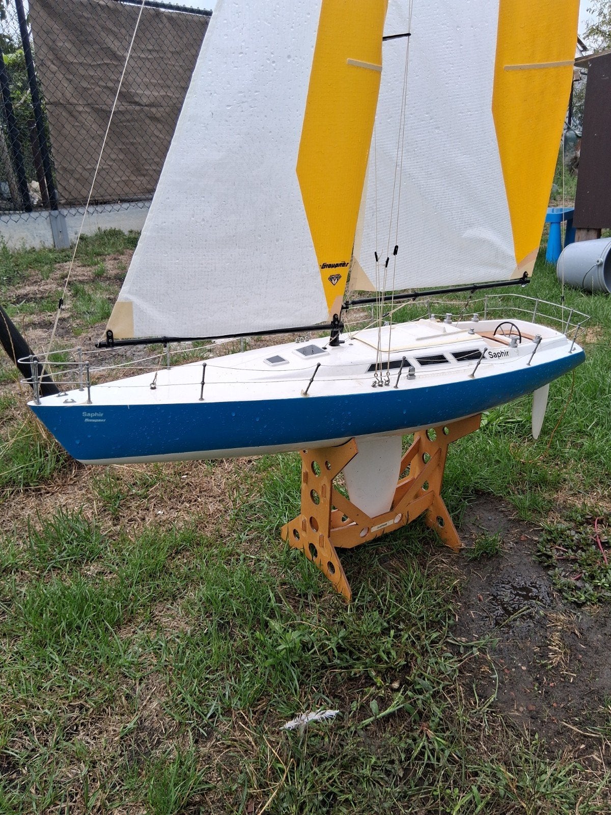 rc zeilboot, Ophalen