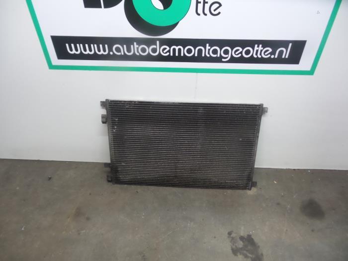 Condensateur clim d'un Renault Megane (Megane 2 02-), Renault, -, 3 mois de garantie, Utilisé