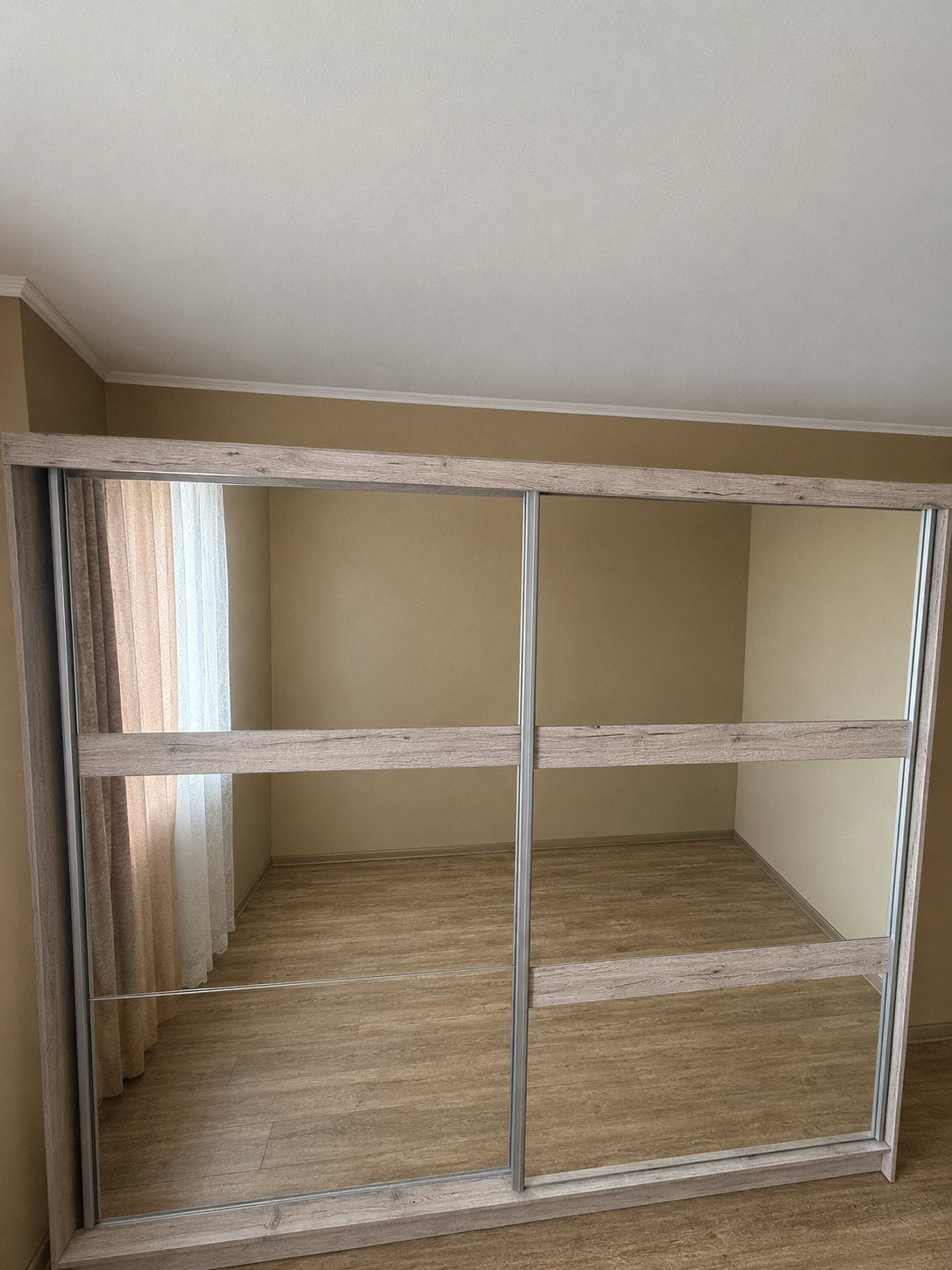 Armoire avec miroir, Enlèvement, Comme neuf