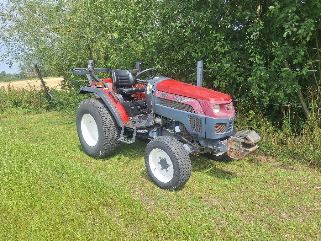 Micro tracteur Tym 33cv hydrostatique, Articles professionnels, Agriculture | Tracteurs, Enlèvement, John Deere