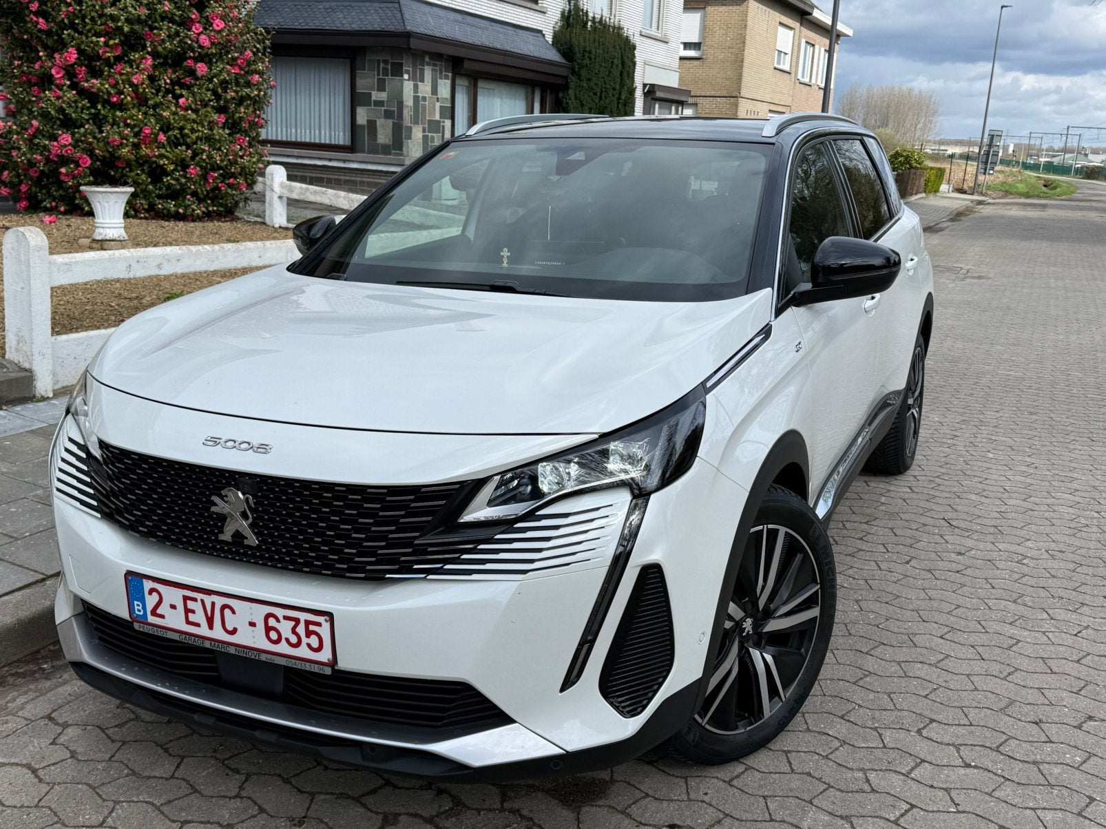 Peugeout 5008 GT line 2021 prix15,500+ TVA, Achat, 7 places, Carnet d'entretien, Noir