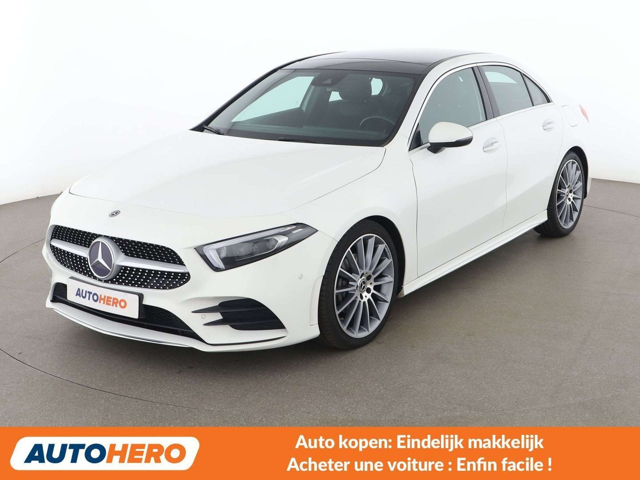 Mercedes-Benz A-Klasse 180 A 180 d AMG Line (bj 2019), Auto's, 4 deurs, Gebruikt, 116 pk, Alcantara