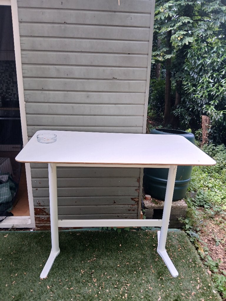 4 witte bartafels en 7 witte barstoelen, Ophalen, Zo goed als nieuw