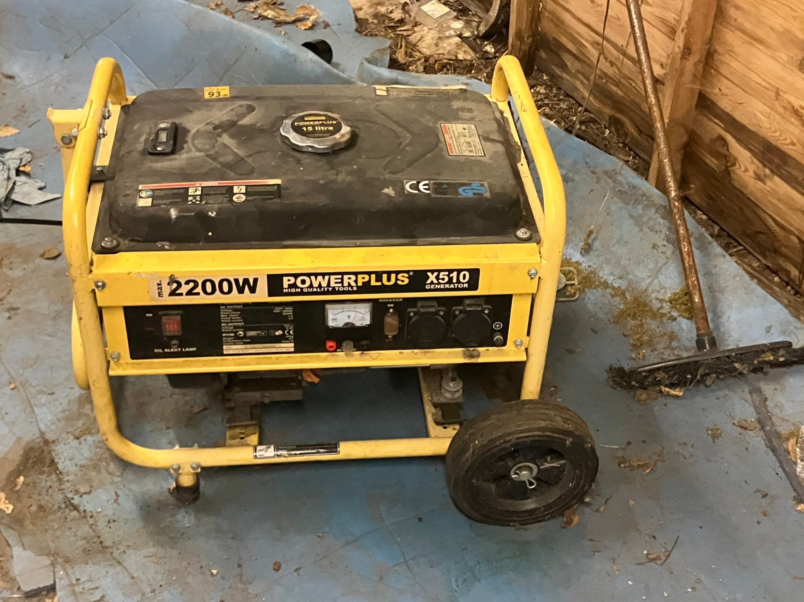 Groupe électrogène 2200 w, Enlèvement, Comme neuf