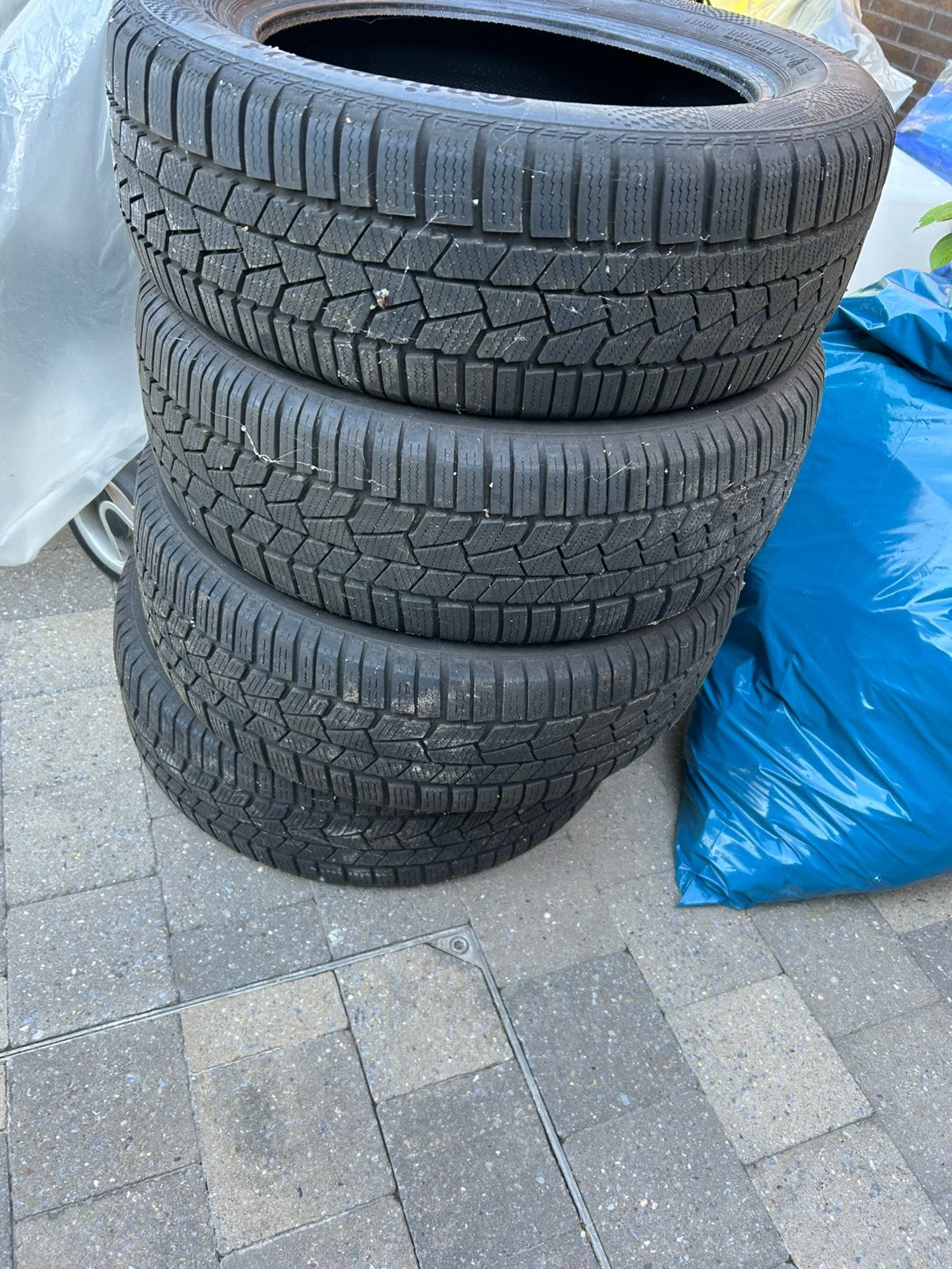 4 autobanden 195/60R16 winter, Ophalen, Zo goed als nieuw