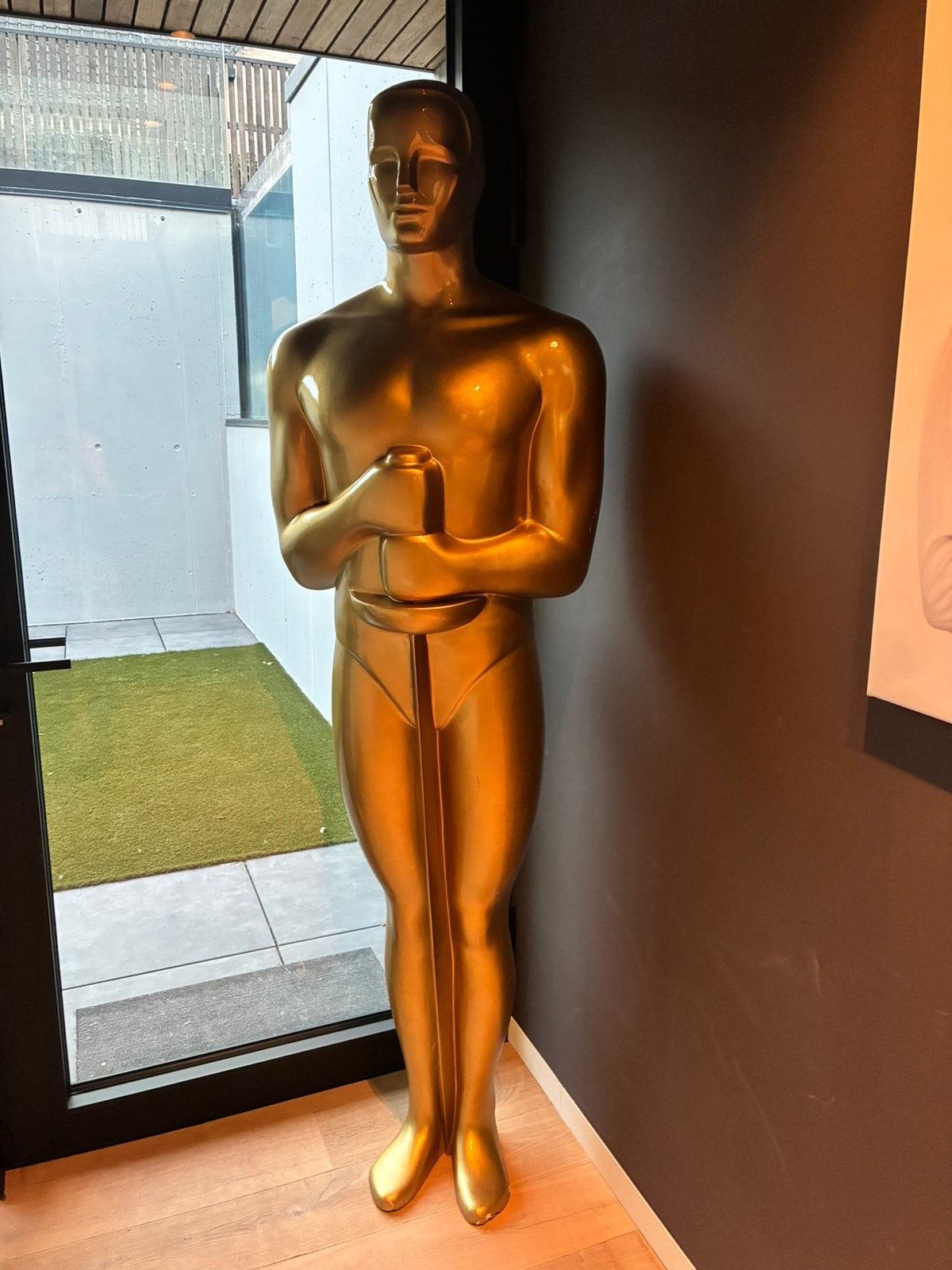 Oscar beeld, Statue, 1 mètre - 2 mètres, Doré, Europe
