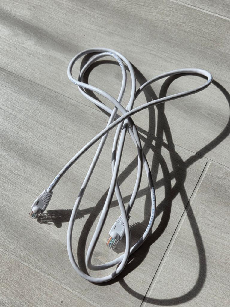 Korte netwerkkabel, Ophalen of Verzenden