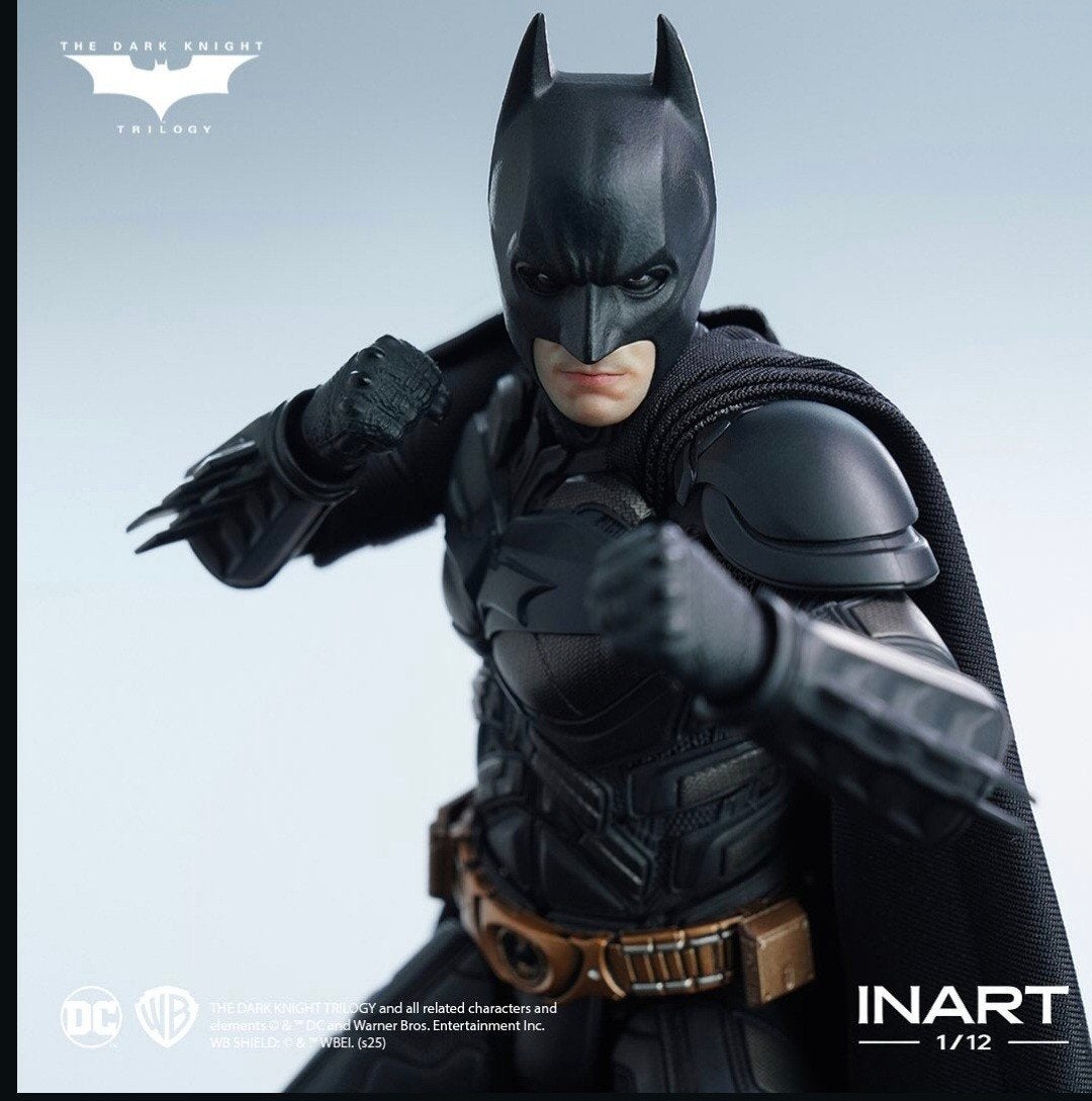 Inart Batman 1/12 deluxe + accessory pack, Verzamelen, Verzenden, Nieuw, Film, Actiefiguur of Pop