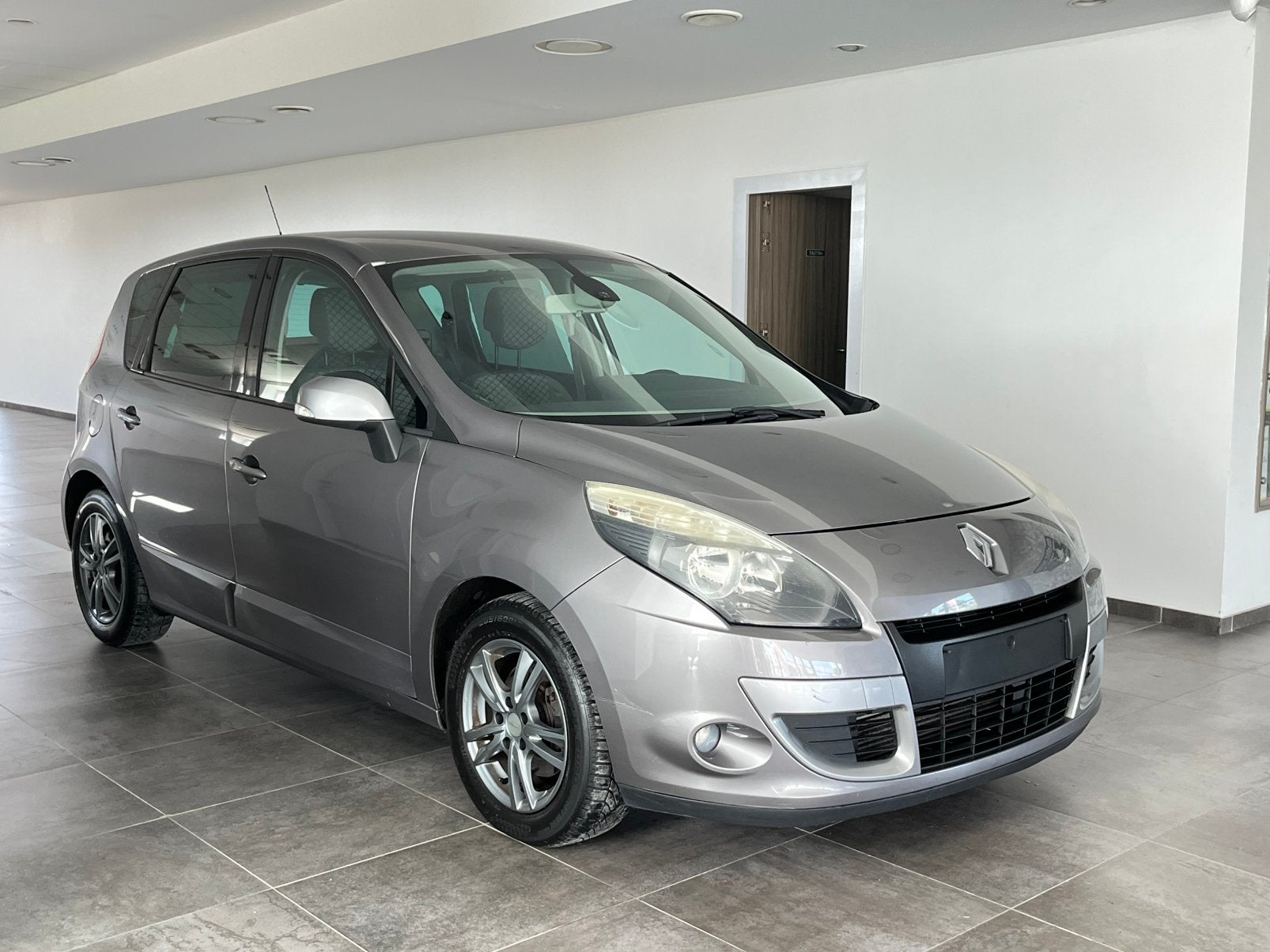 Renault Scénic 1.5 dCi AUTOMAAT — 08/2011 — EURO 5 — Export, Autos, Euro 5, Achat, Entreprise, Automatique