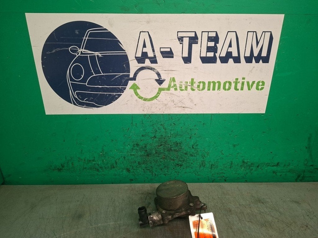VACUUM POMPE DIESEL Opel Vivaro (|146502570R|), Autos : Pièces & Accessoires, Opel, Opel Automobile GmbH, Utilisé, Kontakt-opel@opel.com