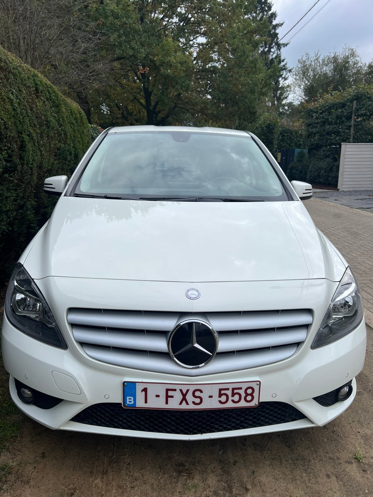 Mercedes B180 1.6 Benzine handgeschakeld, Auto's, Stof, 4 cilinders, 1600 cc, Wit